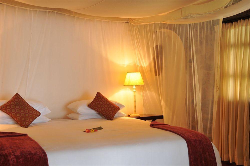 Three Cities Thorntree River Lodge Livingstone Esterno foto