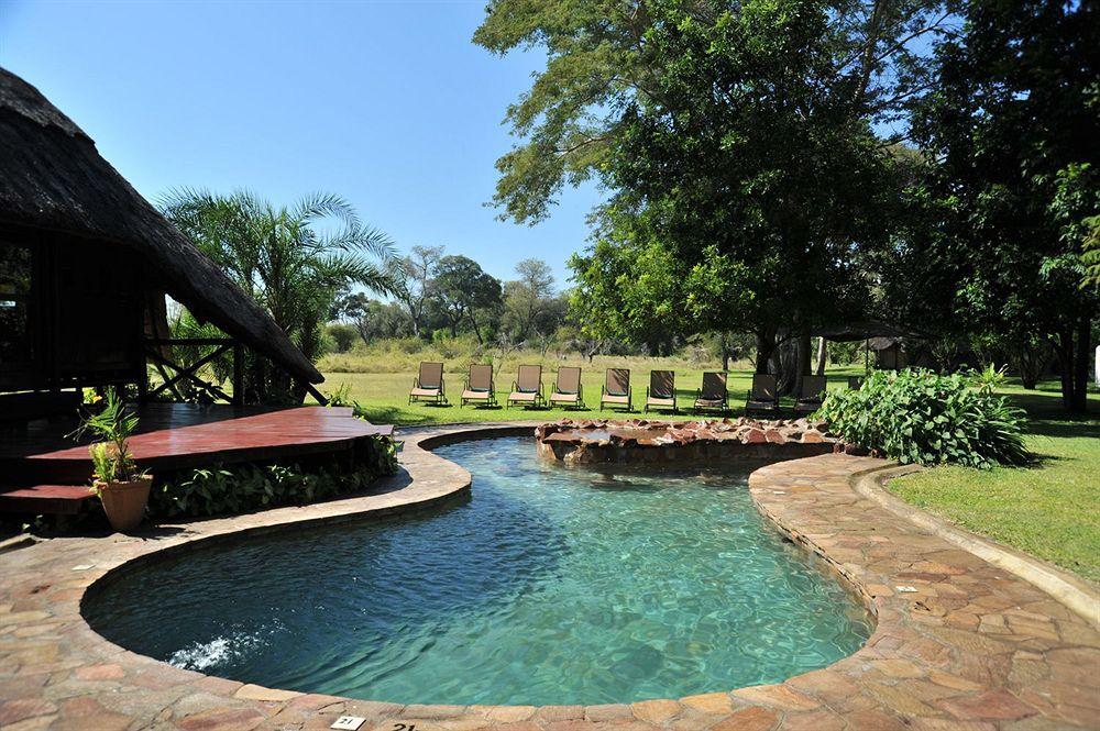 Three Cities Thorntree River Lodge Livingstone Esterno foto