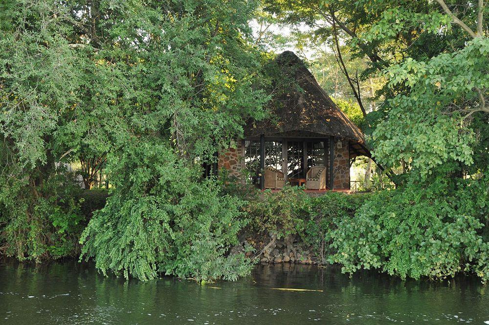 Three Cities Thorntree River Lodge Livingstone Esterno foto