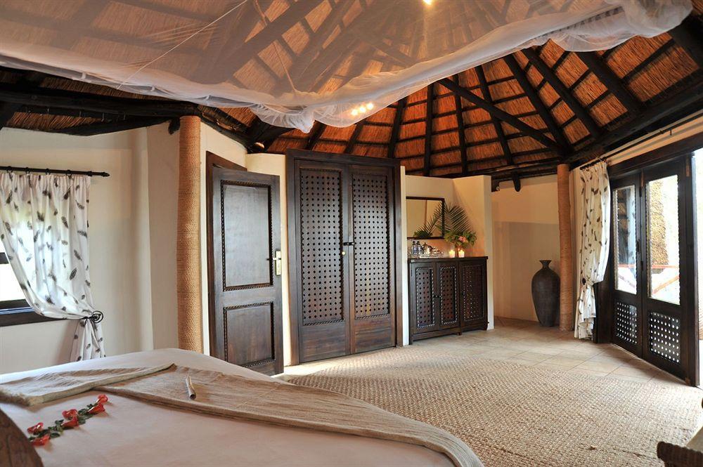 Three Cities Thorntree River Lodge Livingstone Esterno foto